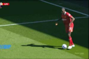 英超官方：凯莱赫放倒佩雷拉非点球，判定双方相撞而非守方犯规