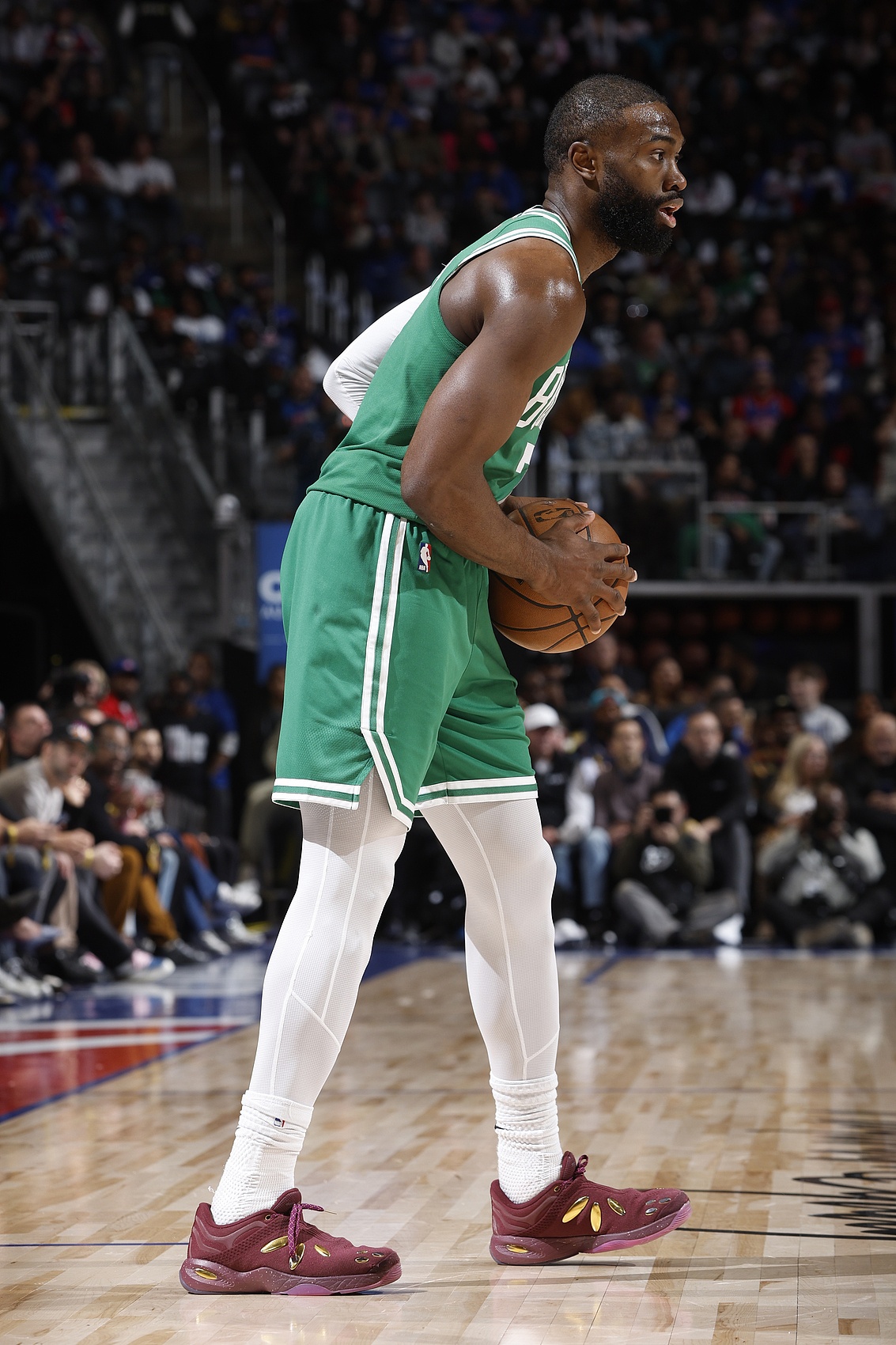 澳门真人百家乐-绿军VS活塞裁判报告：共1次漏判 杰伦·布朗关键时刻走步违例