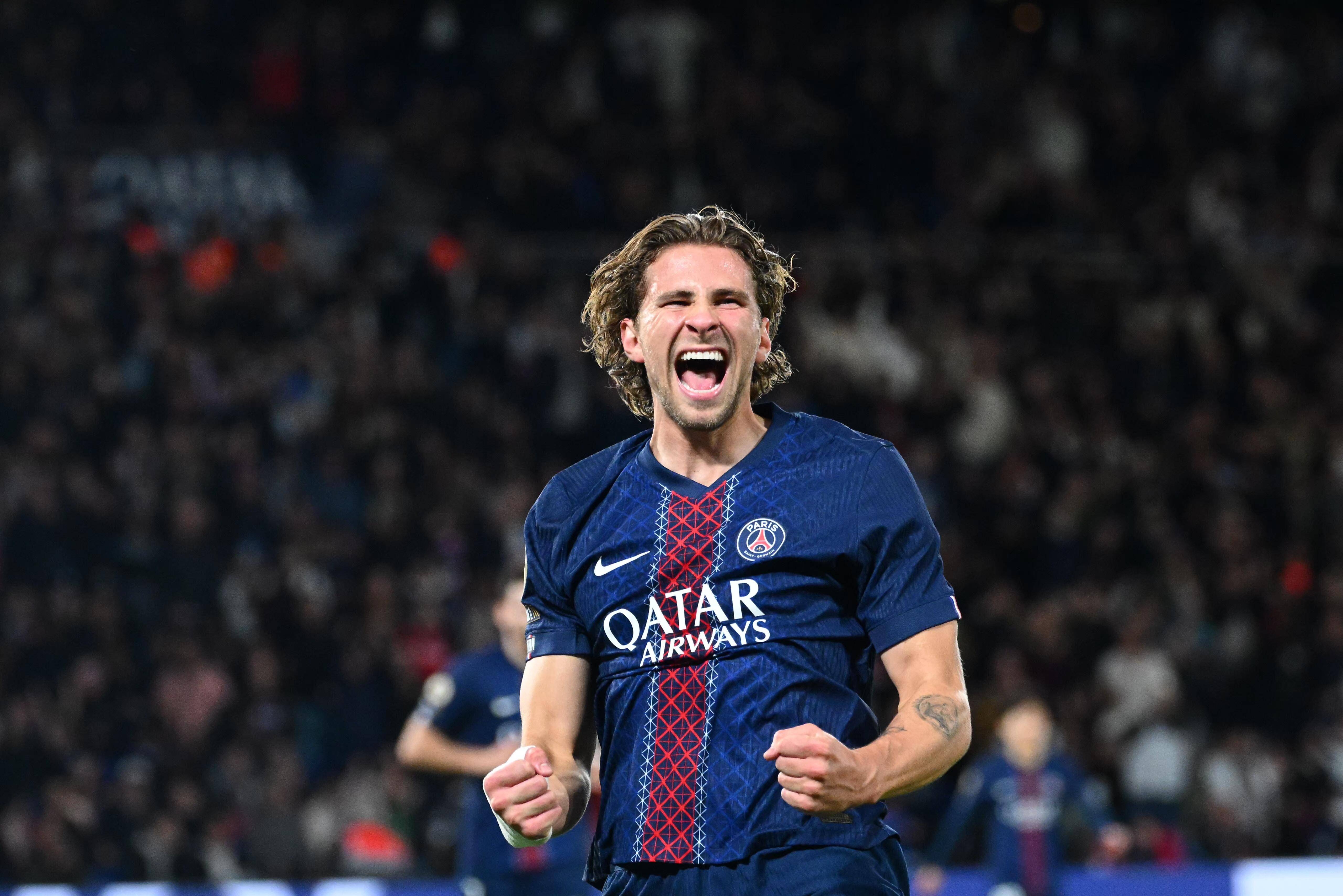 扎巴尔尼：批评声总是足球的一部分，但我始终保持专注